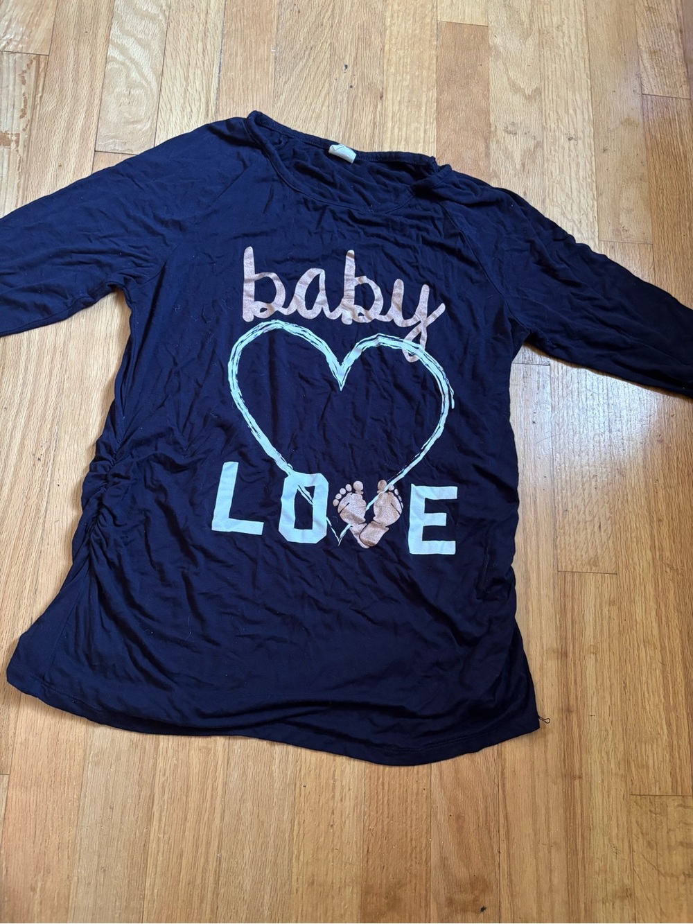 3/4 Sleeve Maternity Tee "baby LOVE" Graphic, Ruched Sides —